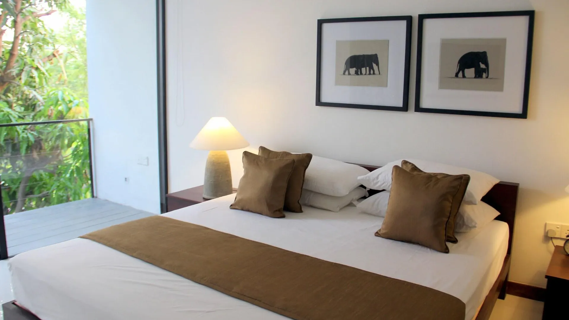 ****  Hotel Rockwell Colombo Sri Lanka